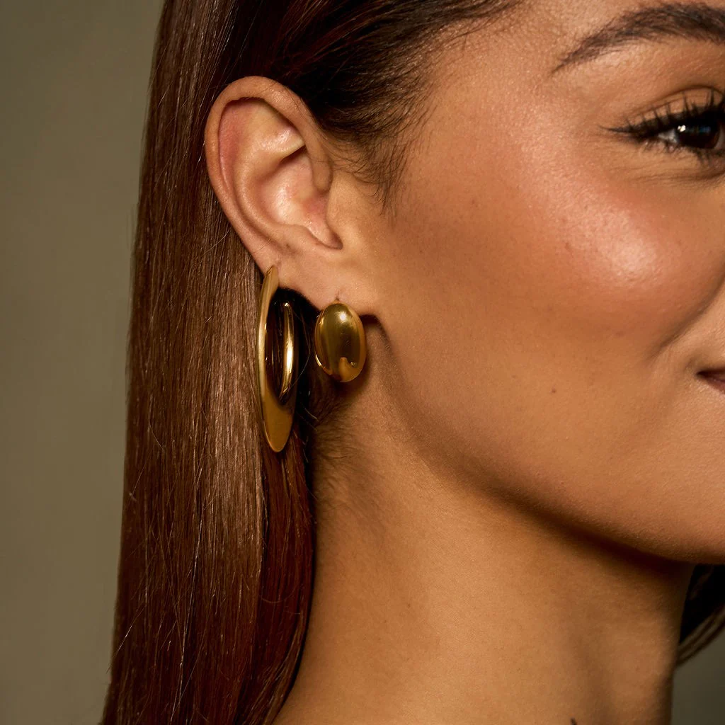 Luxe Oval Stud Earrings - Image 2