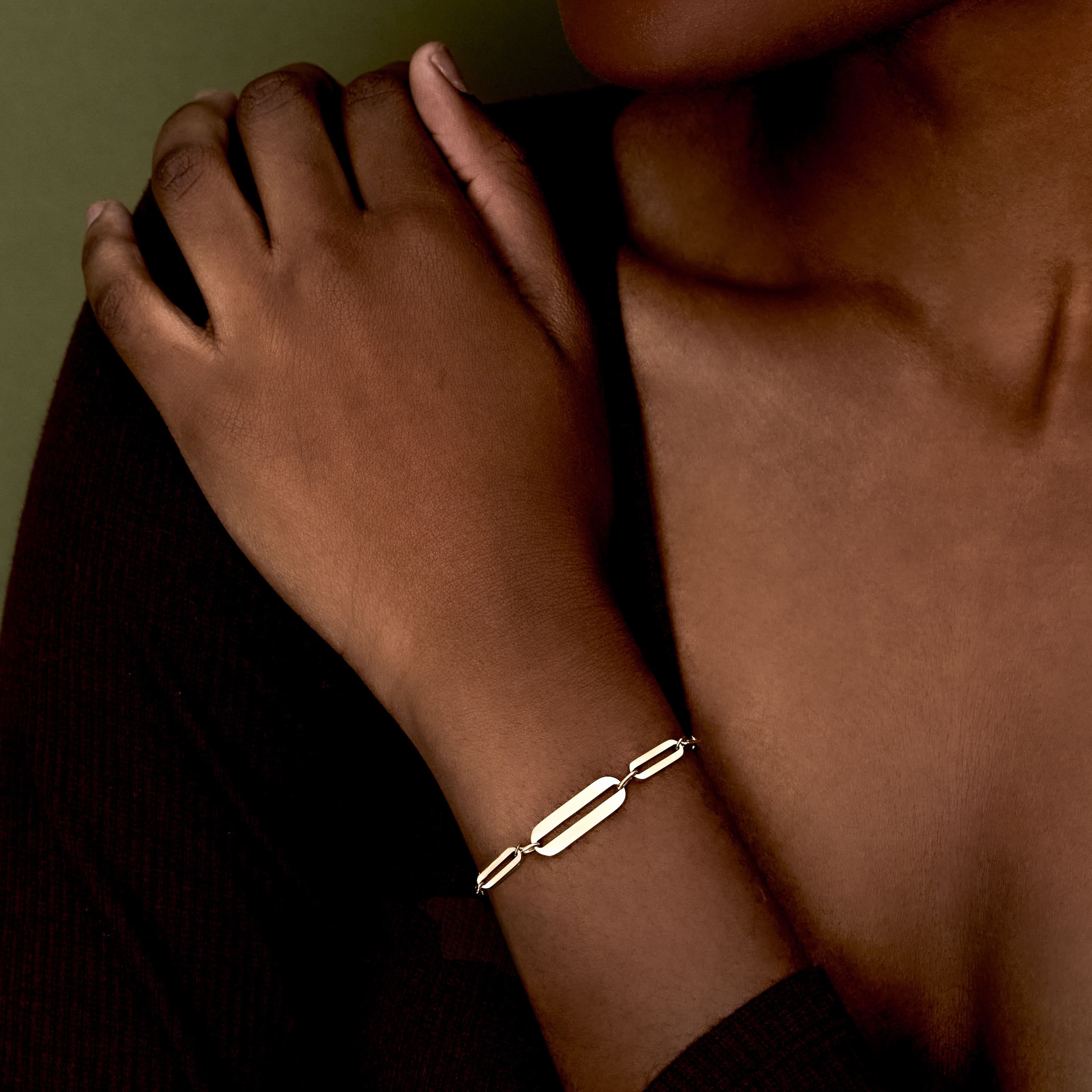 The Sleek Bar Paperclip Bracelet - Image 3